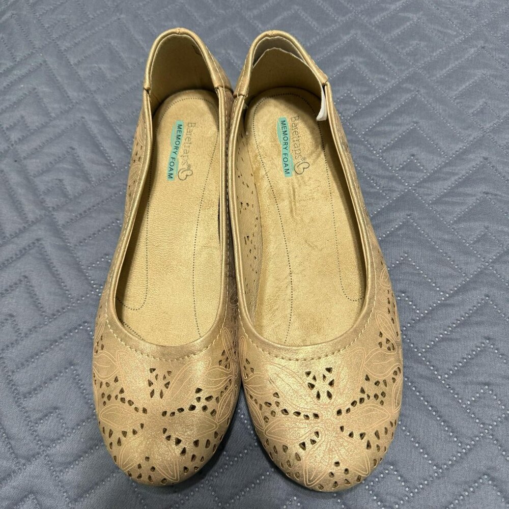 Baretraps Golden Beige Flats with Memory Foam, NWOB, Sz: 7.5